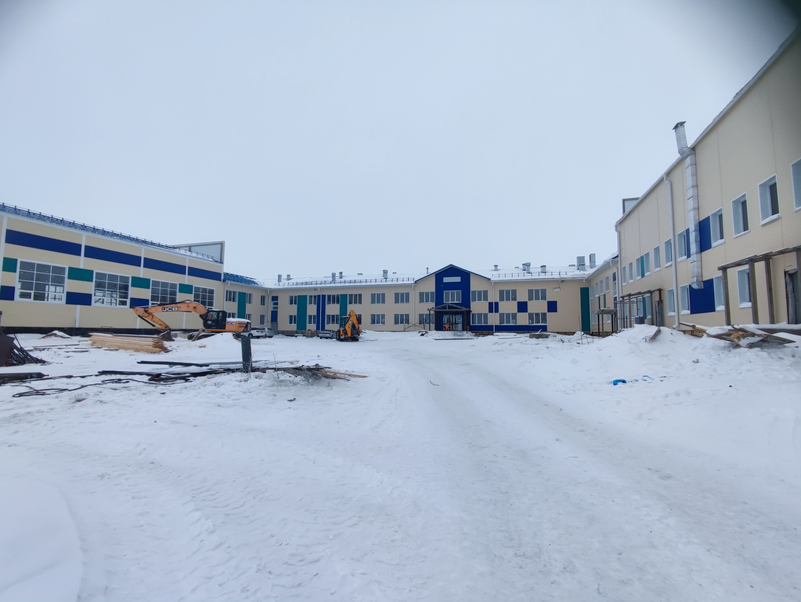 Готовность Орловской школы составляет 81%.
