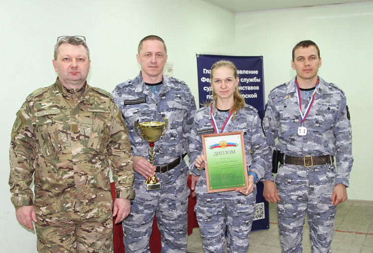 Судебные приставы Алтайского края отправятся на чемпионат по служебному двоеборью. Судебные приставы Алтайского края отправятся на чемпионат по служебному двоеборью.